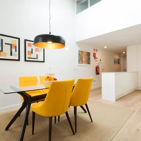 Exclusive Duplex Time Out Market リスボン
