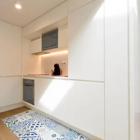Exclusive Duplex Time Out Market