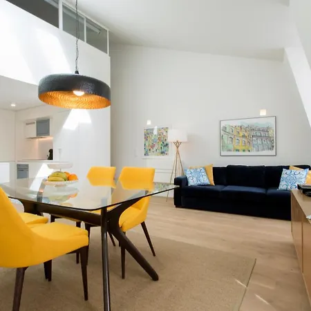 Exclusive Duplex Time Out Market